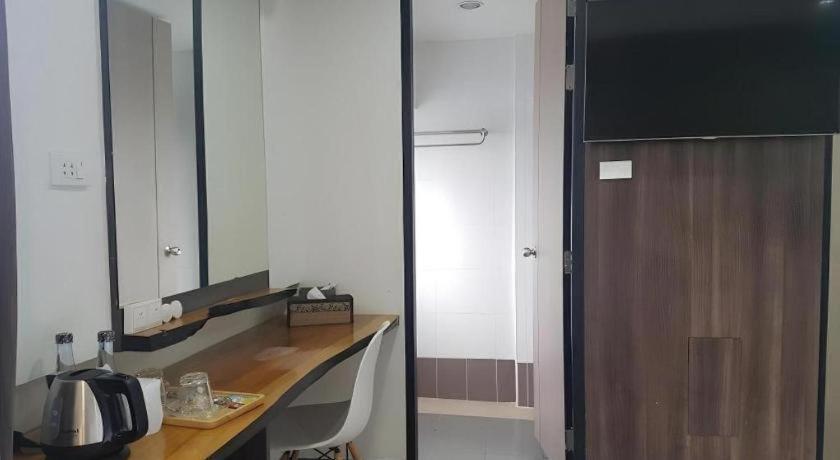 Veethara Boutique Hotel Udon Thani Exterior foto